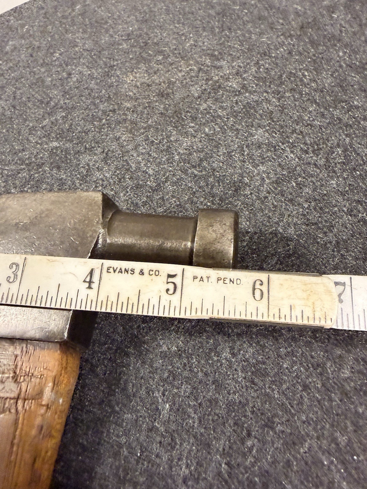 ZENITH MARSHALL WELLS Straight Claw Bell Faced Hammer. Attractive Condition.