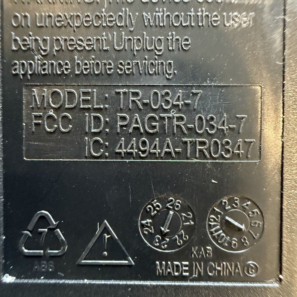 DEWENWILS Waterproof Light Sensor Timer-2 Outlets-Plug In Timer With Remote