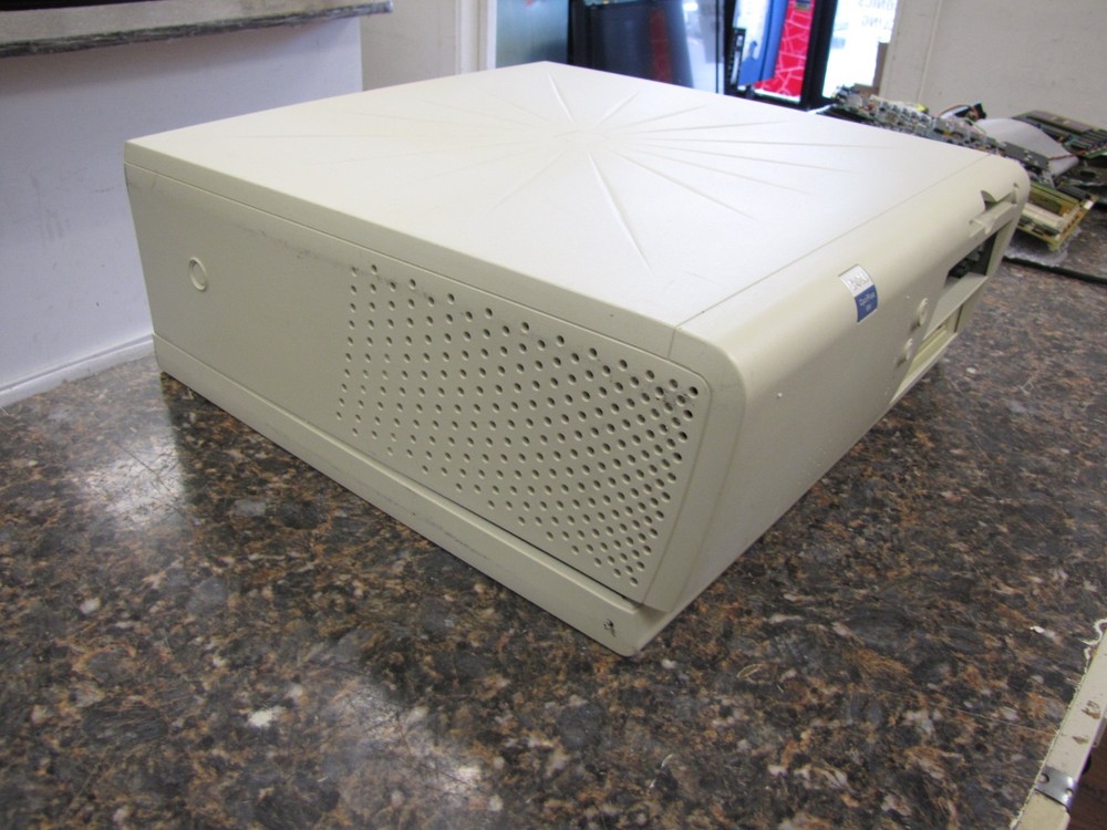 Vintage Dell Optiplex GXi DCM Retro Desktop Computer - Powers on