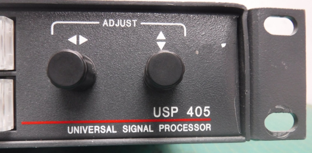 Extron USP 405 Universal Signal Processor w/ Mounts