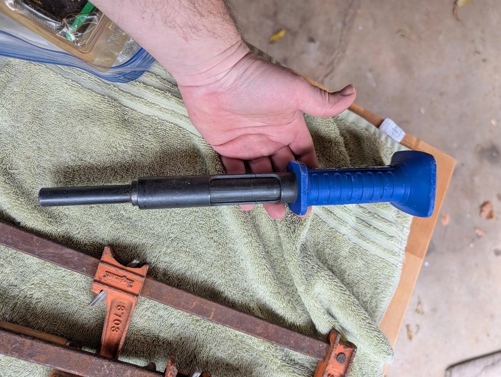 DUO-FAST STRIKE POWER ACTUATED TOOL - USED