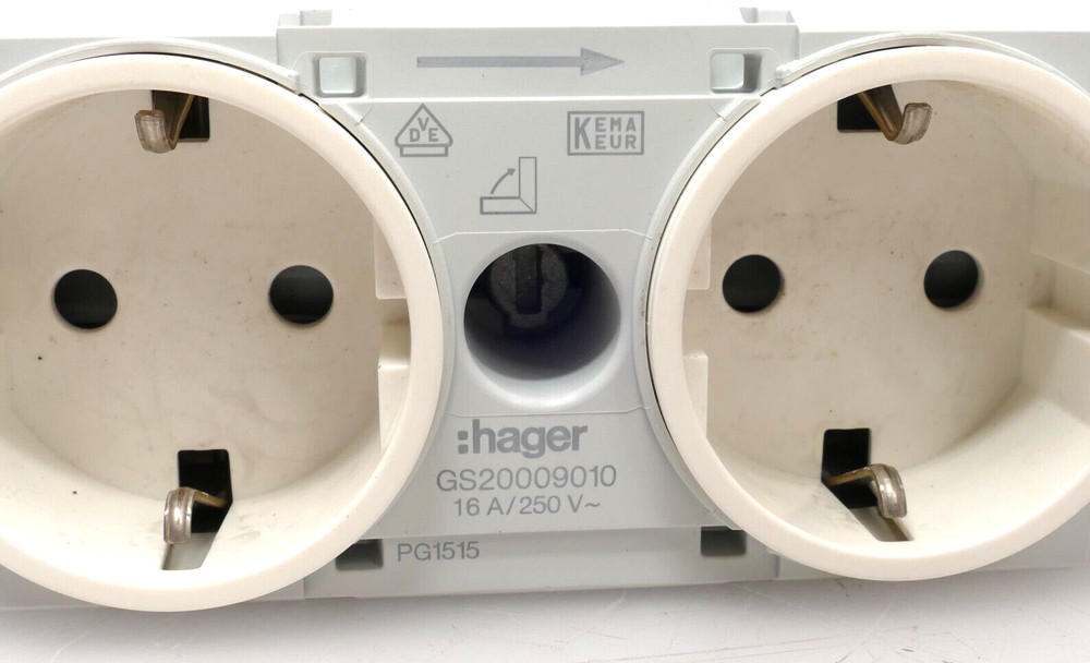 Hager duct installation socket 2-compartment with frame | GS20009010