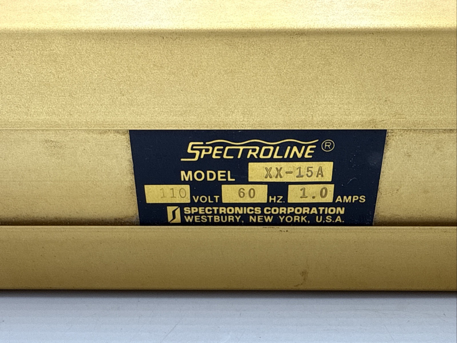 SPECTROLINE XX-15A - LONG WAVE UV - 110 V, 60HZ, 1.0 AMPS NO BULBS AND COVER