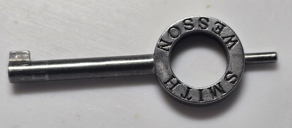 S&W / Smith & Wesson # 31136 Handcuff Key - Fits Multiple Models