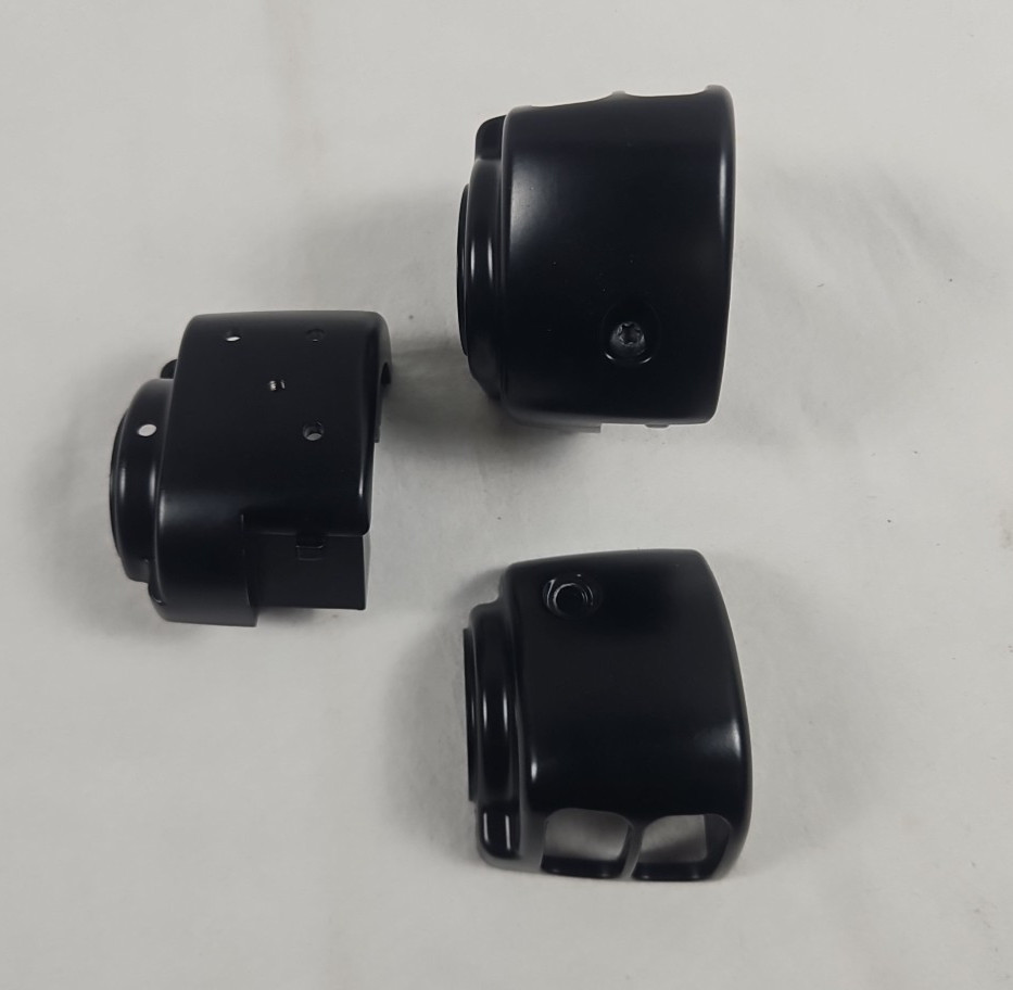 HARLEY DAVIDSON GENUINE SOFTAIL SWITCH HOUSING 71568-96A