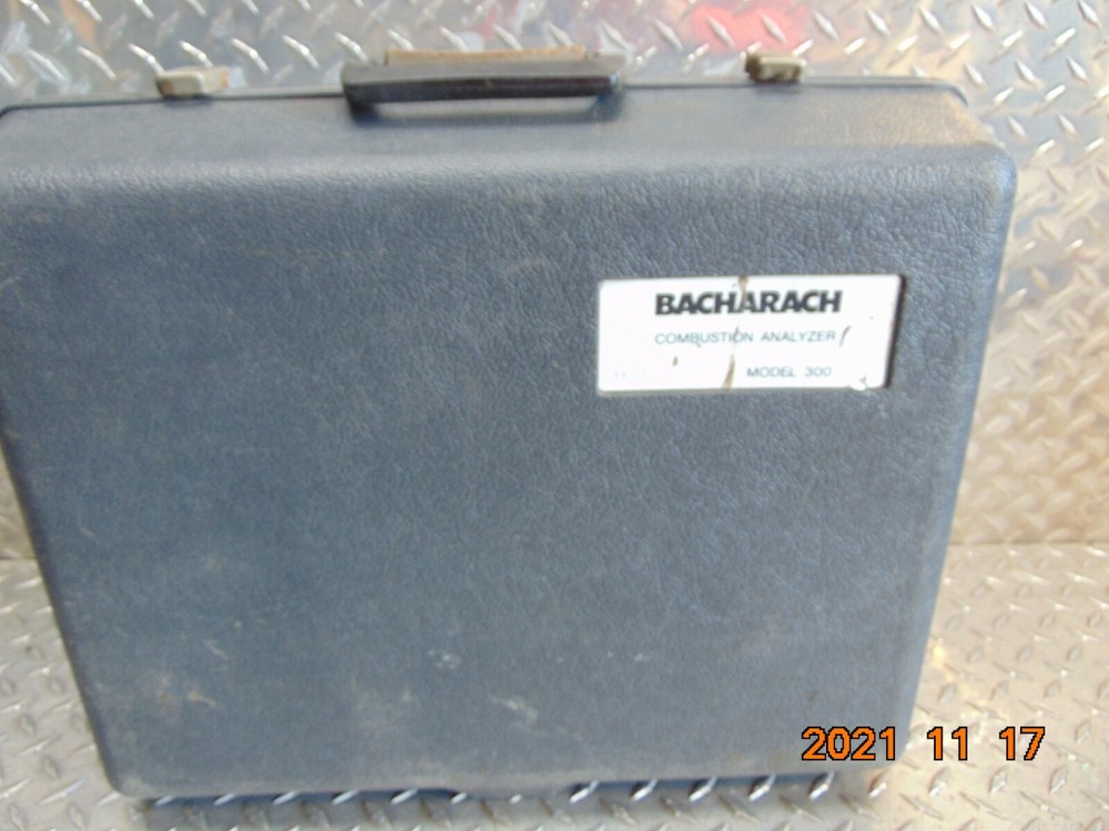 BACHARACH MODEL 300 COMBUSTION ANALYZER incomplete - untested