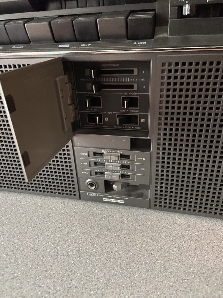 SHARP RD-688AV Vintage Rare Double-Cassette Personal Home Recording Studio