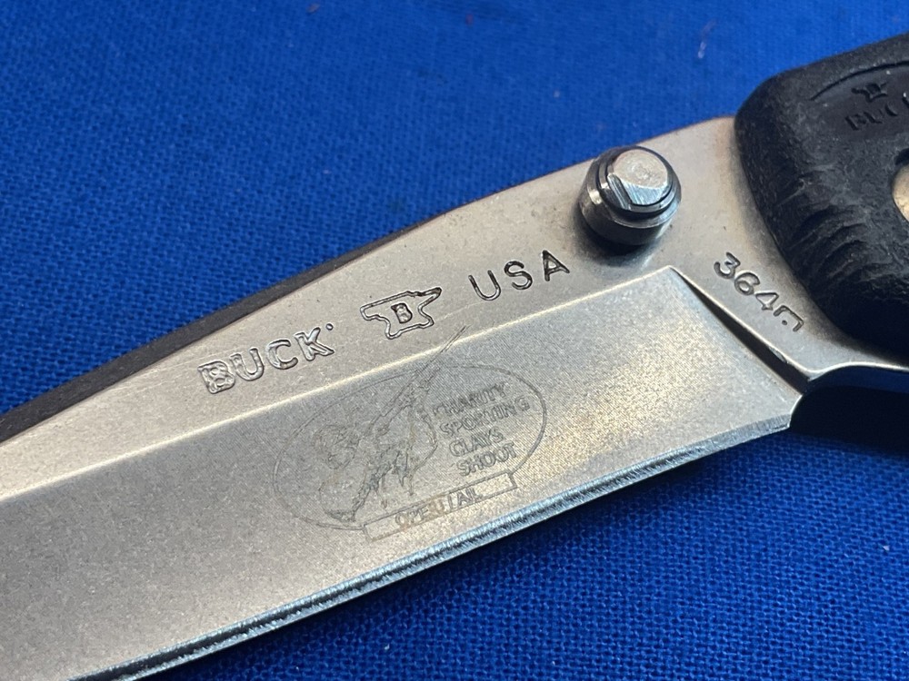 Buck Rival 364 Folding Pocket Knife