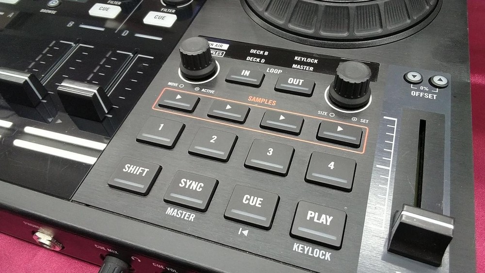 NATIVE INSTRUMENTS TRAKTOR KONTROL S4 Controller w/ Cable Tested Japan MG01 11.5