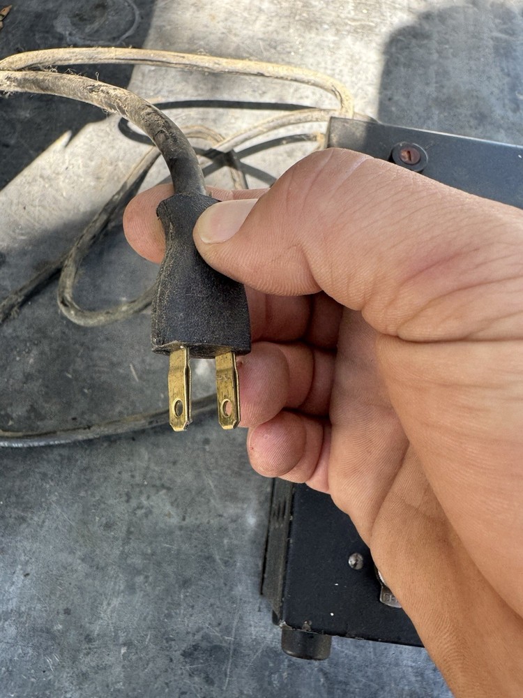 Standard Electric Adjust-A-Volt Variac Variable Transformer 115V input 0-160V