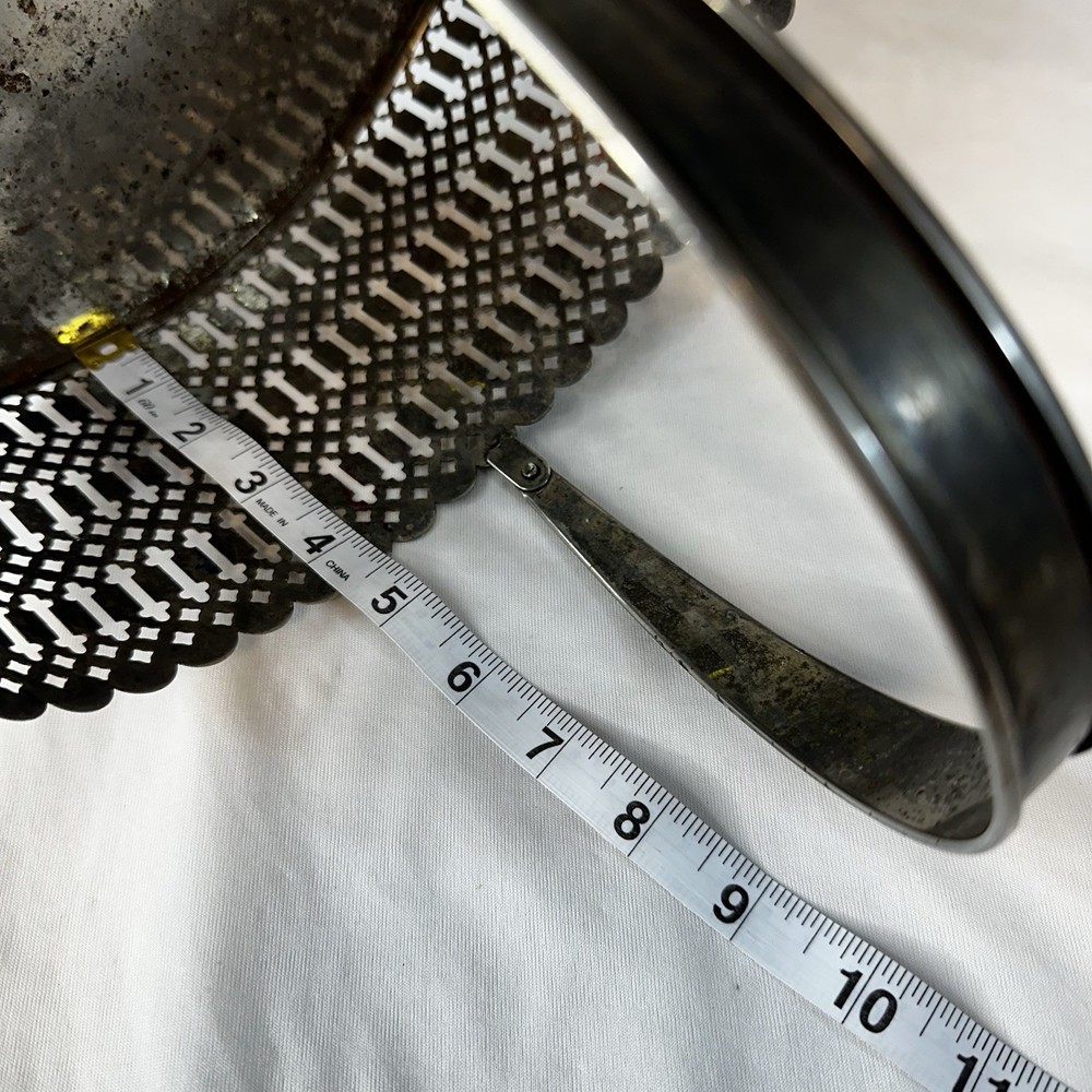 International Silver Co 1991 Silver Plated Basket No Box