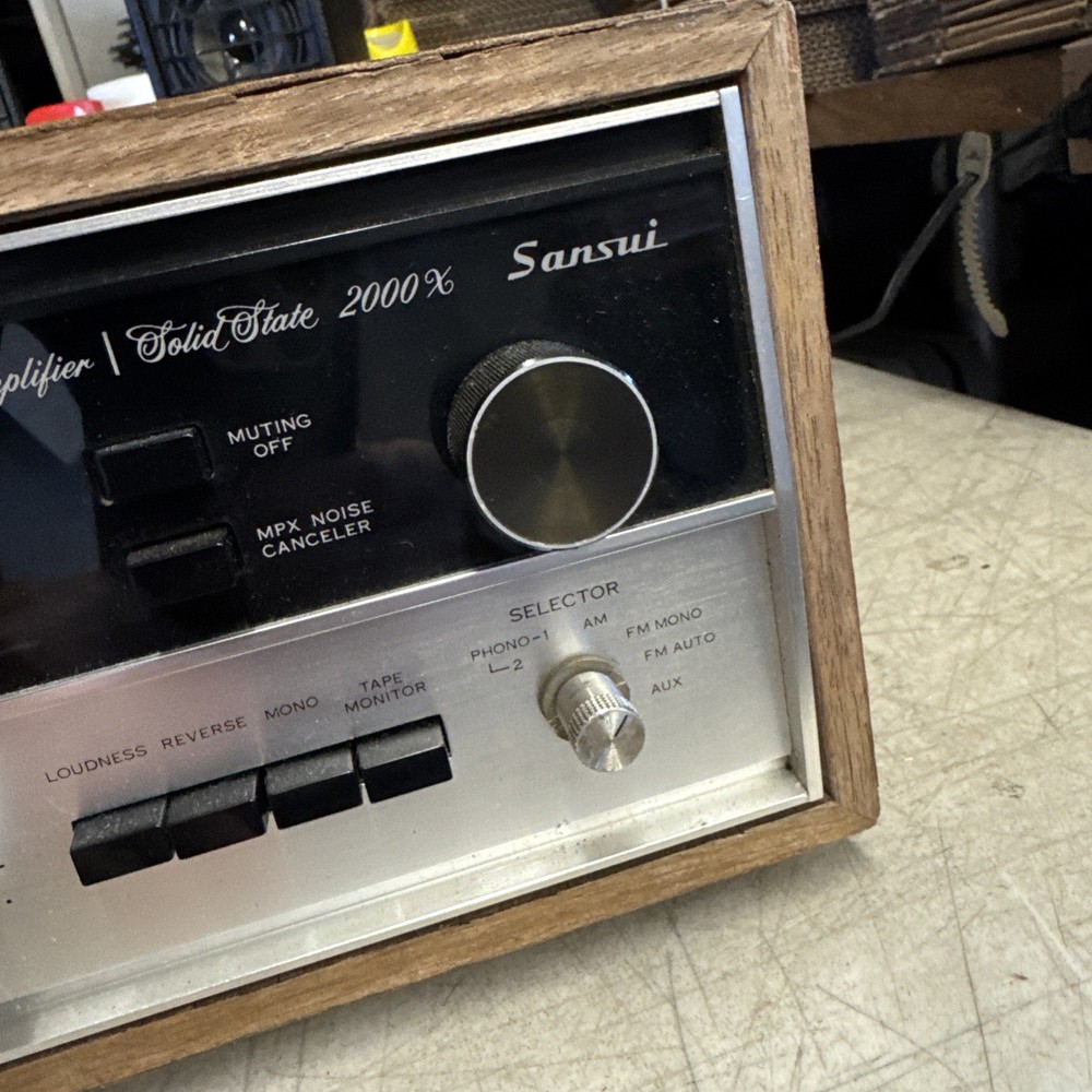 Sansui 2000X Solid State Stereo Receiver Tuner Amplifier w/ Wood Case / Tested