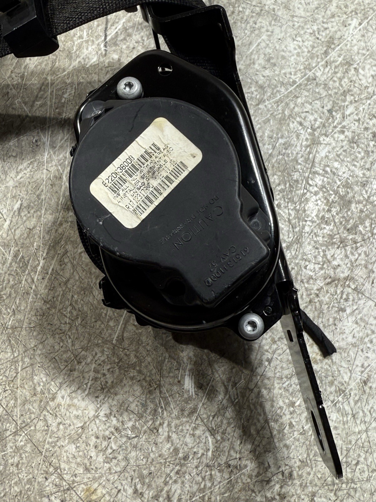 2011 - 2019 Dodge Charger Chrysler 300 Front Seat Belt Pair With Buckle OEM