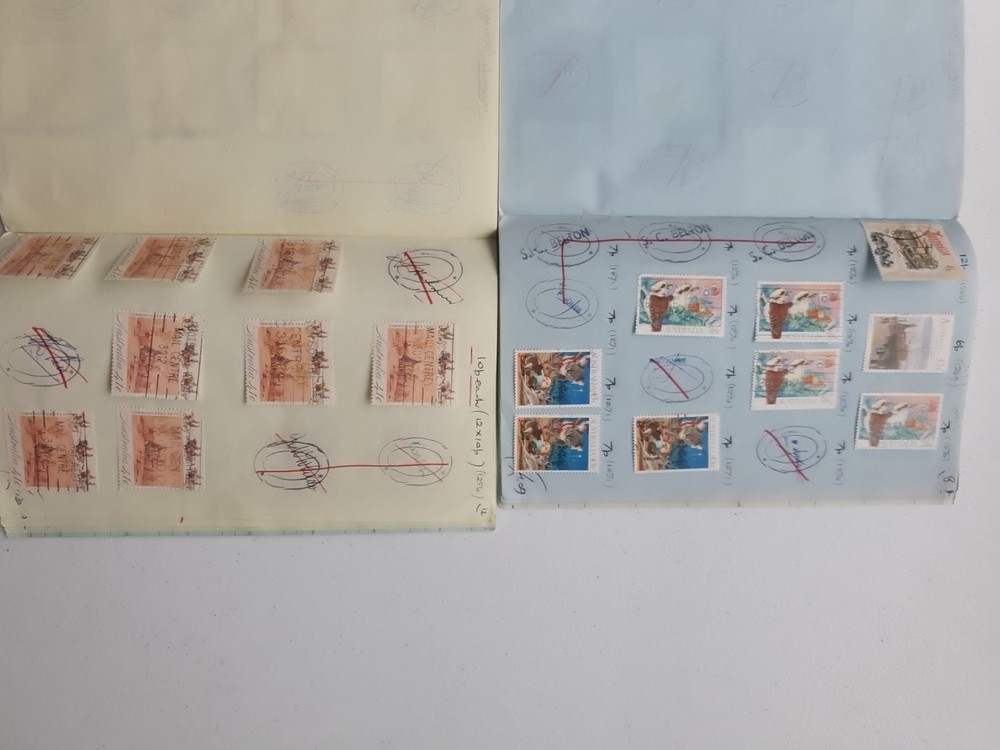6 Stamp Approval Booklets Containing Austalia Stamps