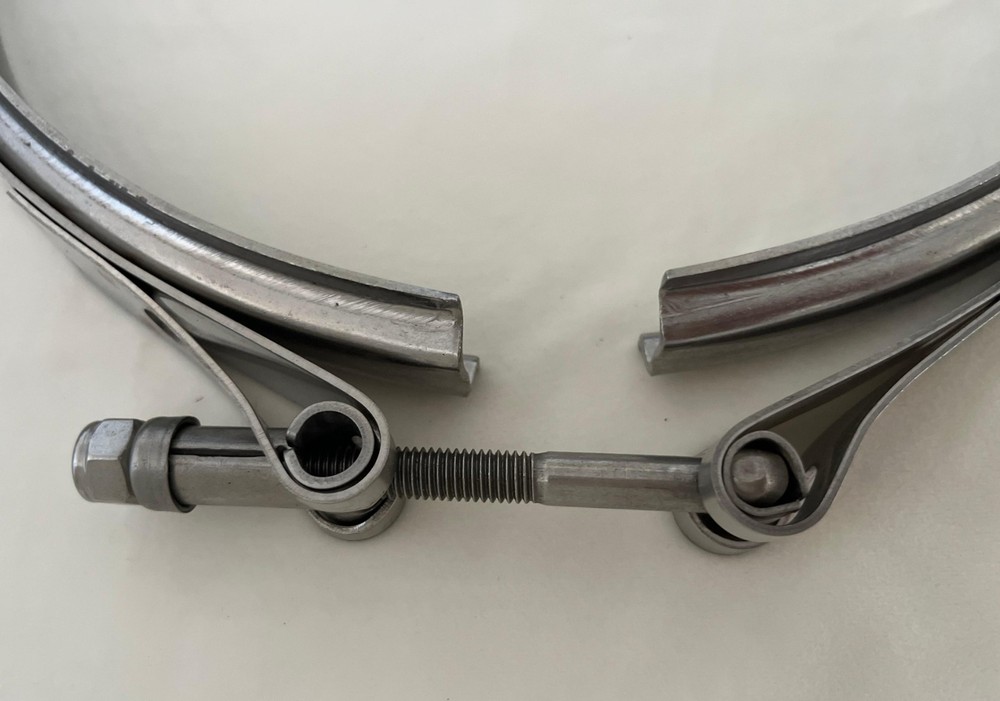 Diesel Particulate Filter DPF V-band Clamps Inlet 2pcs Replace A6809950202