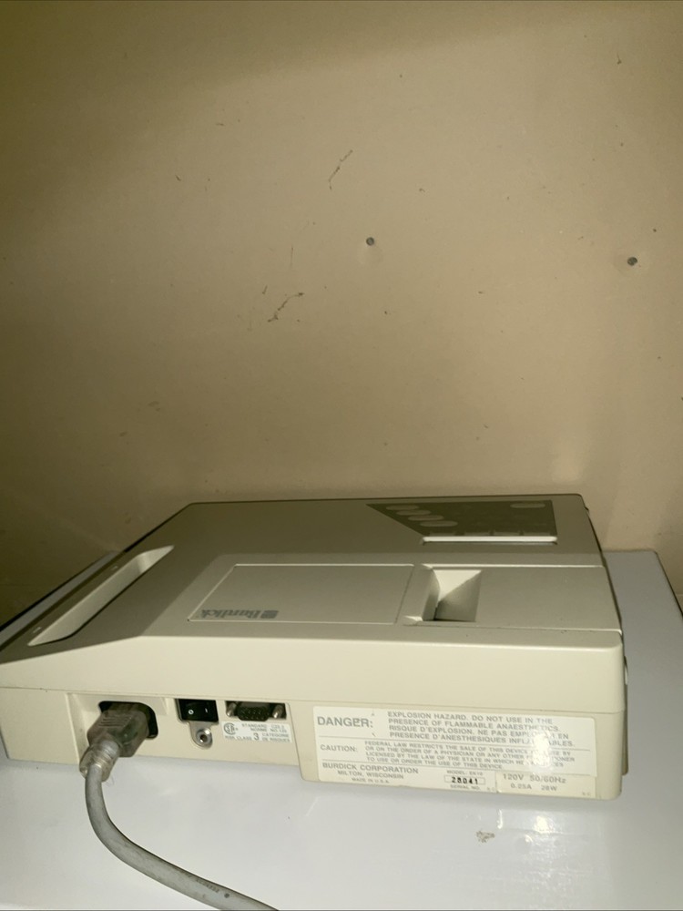 Burdick EK10 EKG Machine