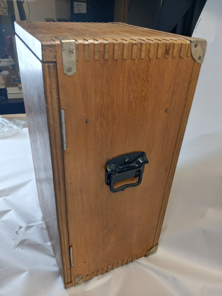 Mitotoyo MFG CO Height Master Model 515 Cat No. HM6 Precise Measuring Tool