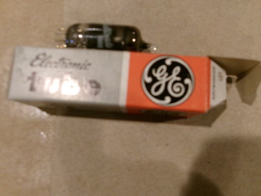 OEM VINTAGE ELECTRONIC TUBE GE 6AM8A