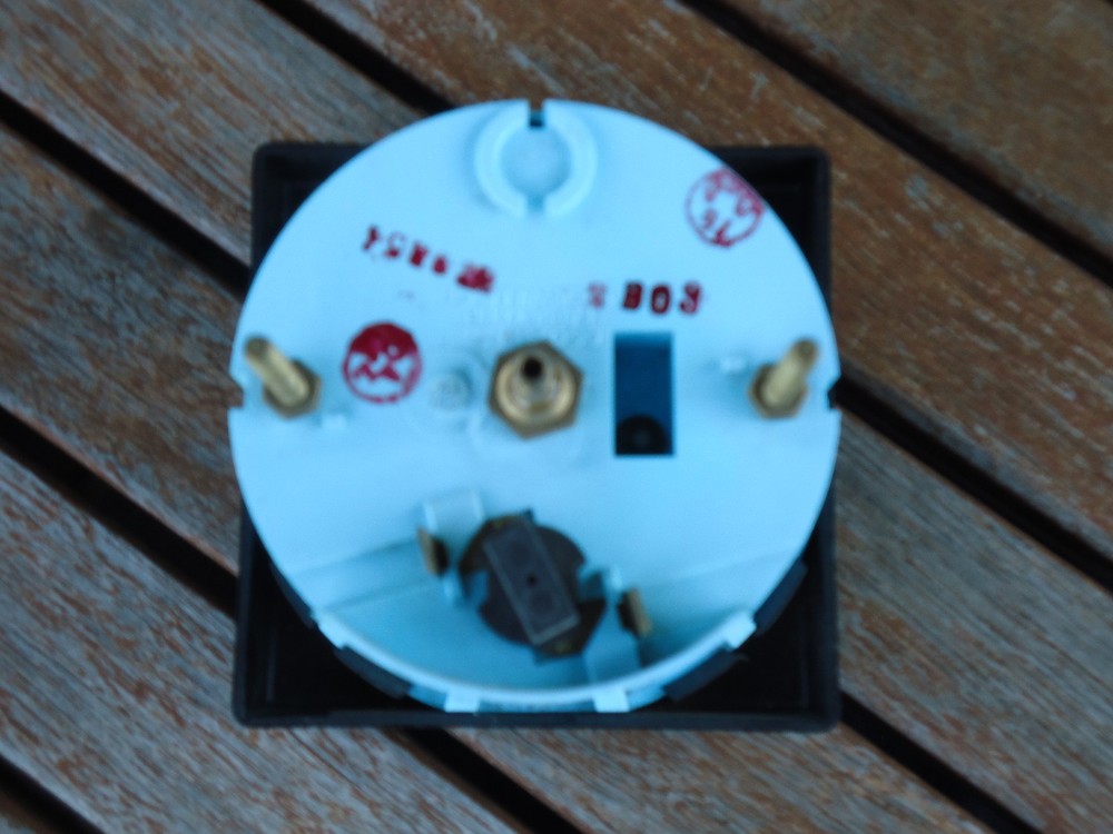 Faria Speedometer / 3.25 Inch Cutout