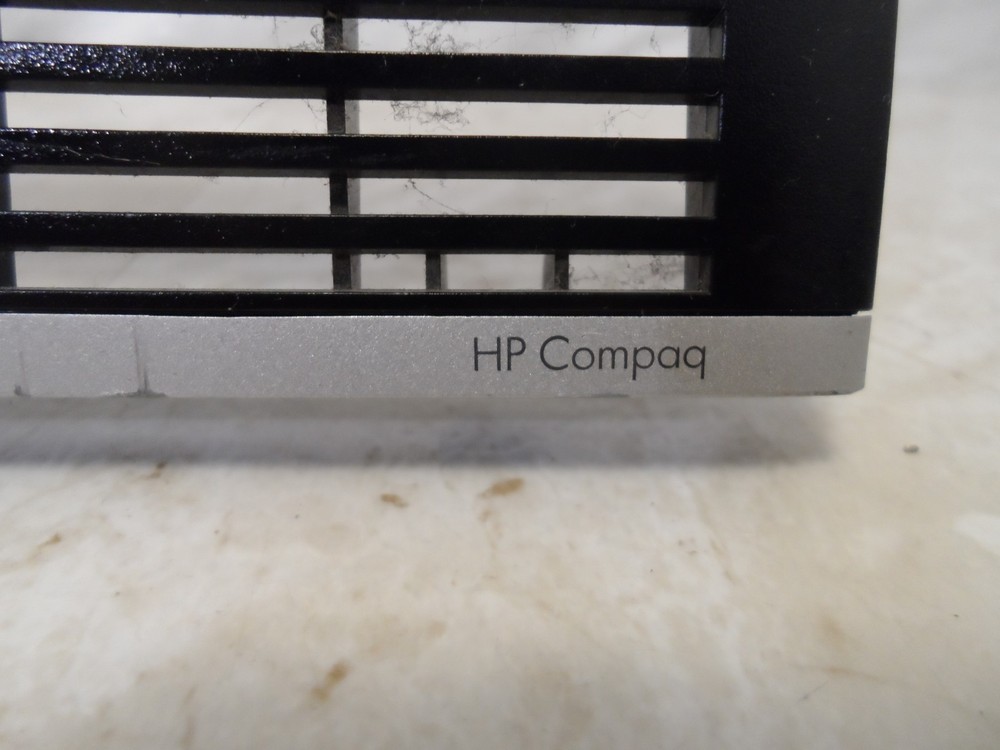581353-001 HP 6005 Pro Small Form Factor Desktop Front Bezel Faceplate Assembly