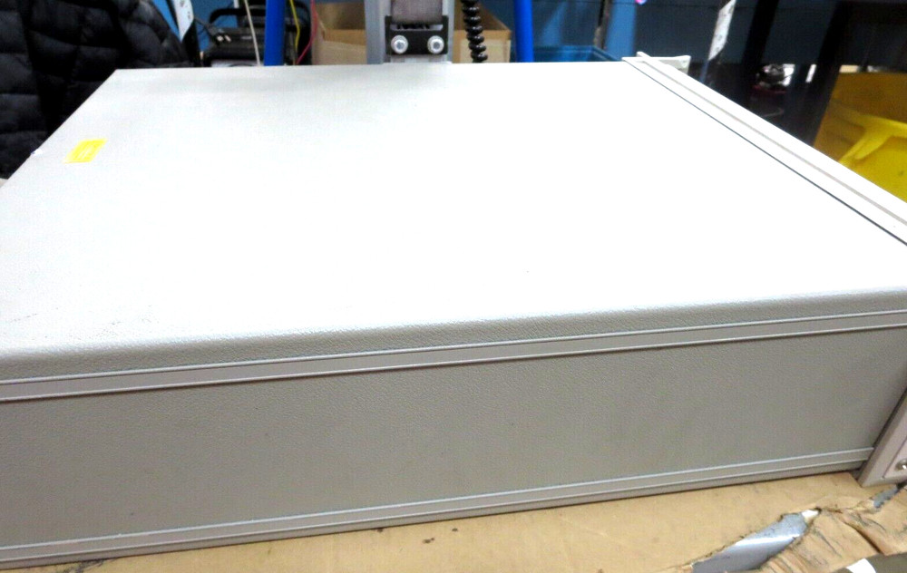 H-P 8510C Network Analyzer (IF Detector) Opt 1BN Powers On No Other Tests Used