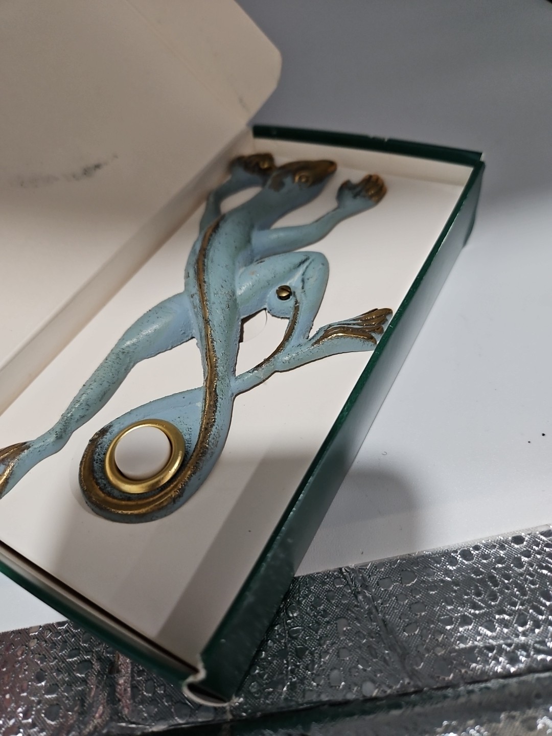 Flora & Fauna Solid Brass Door Doorbells and Viewer Hardware Gecko NEW with box