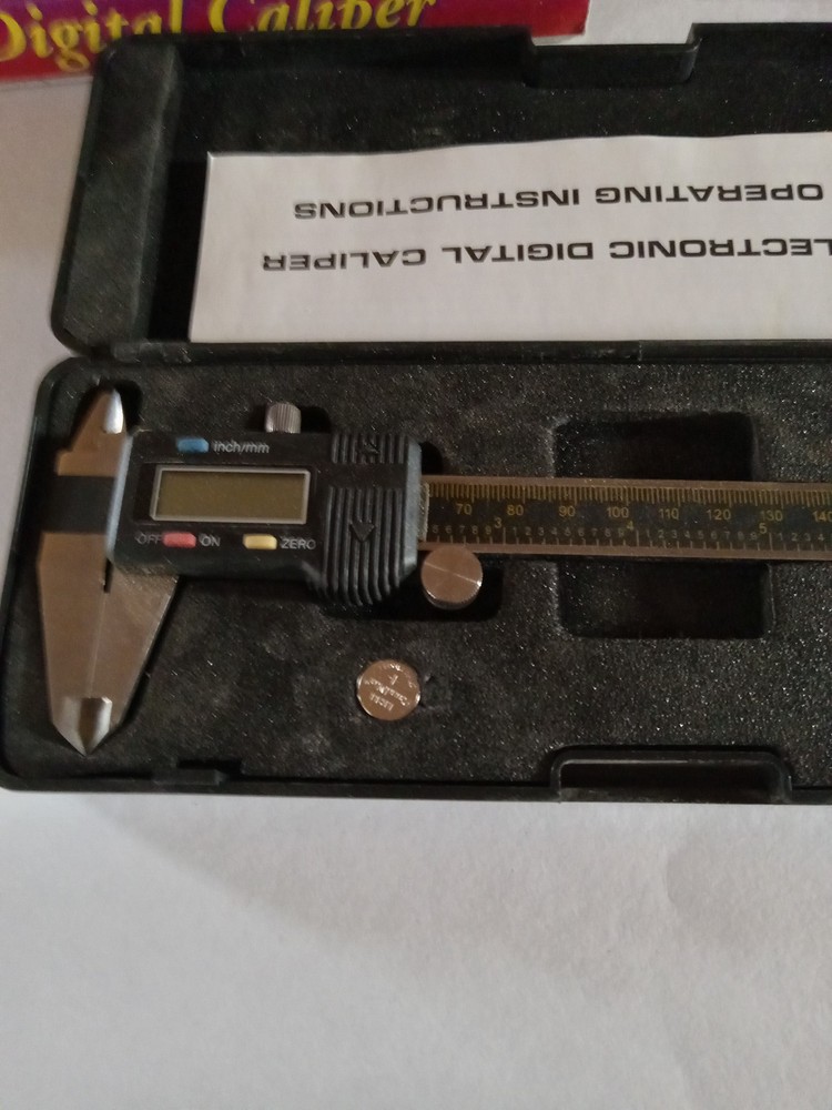 Cen-Tech 6" Digital Caliper