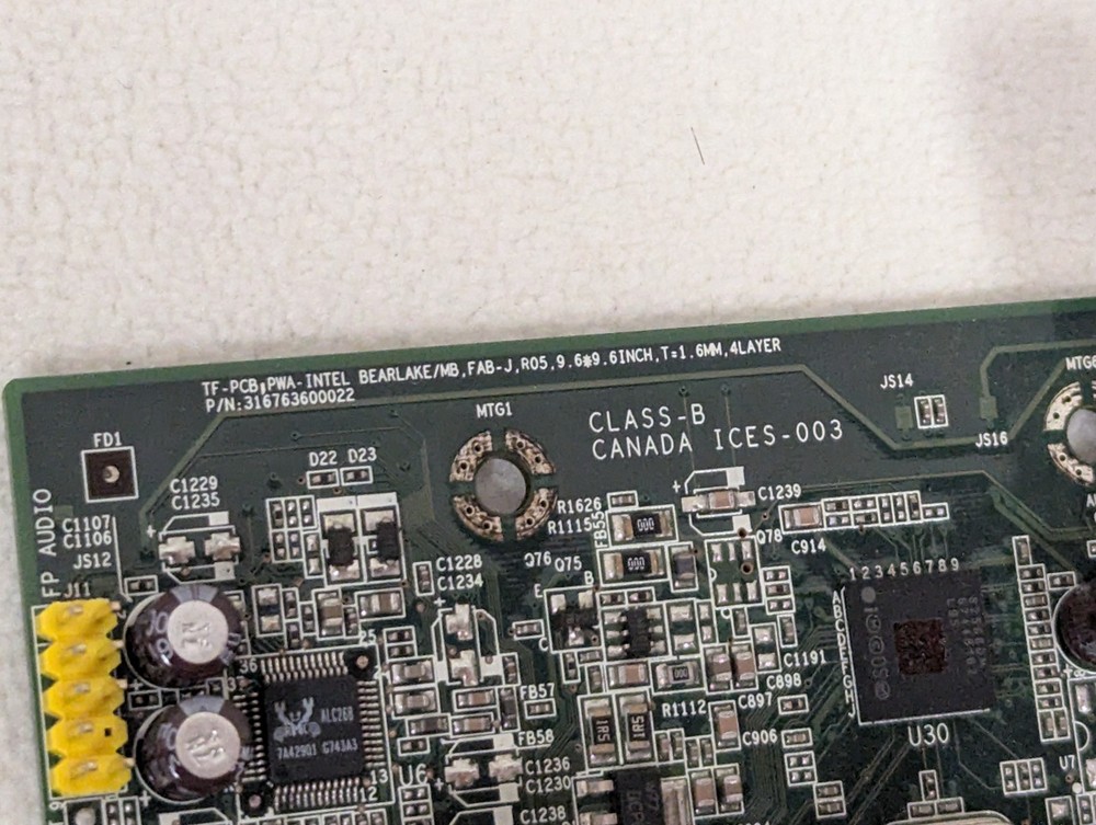 Intel® Desktop Board Bearlake SOCKET 775PIN D82085-802 IO SHIELD E210882