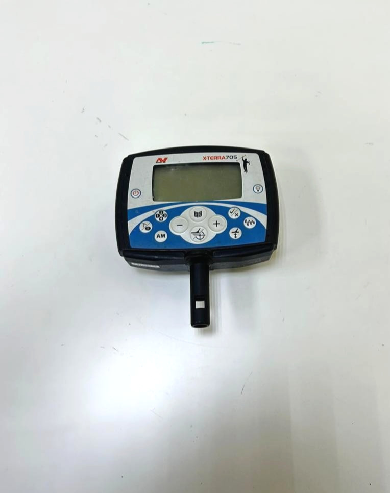 AV MINELAB X-TERRA705