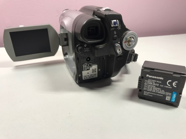 Panasonic VDR-D100 Camcorder - Silver