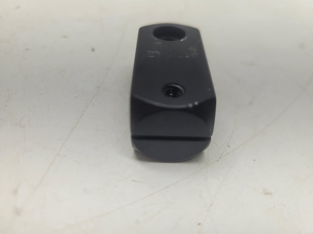 Berkey System accessory mounting bloc 15mm 1/4-20