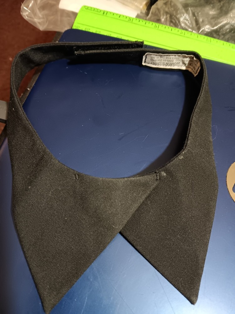 Neck Tab- Black- Hook And Loop (24-350)