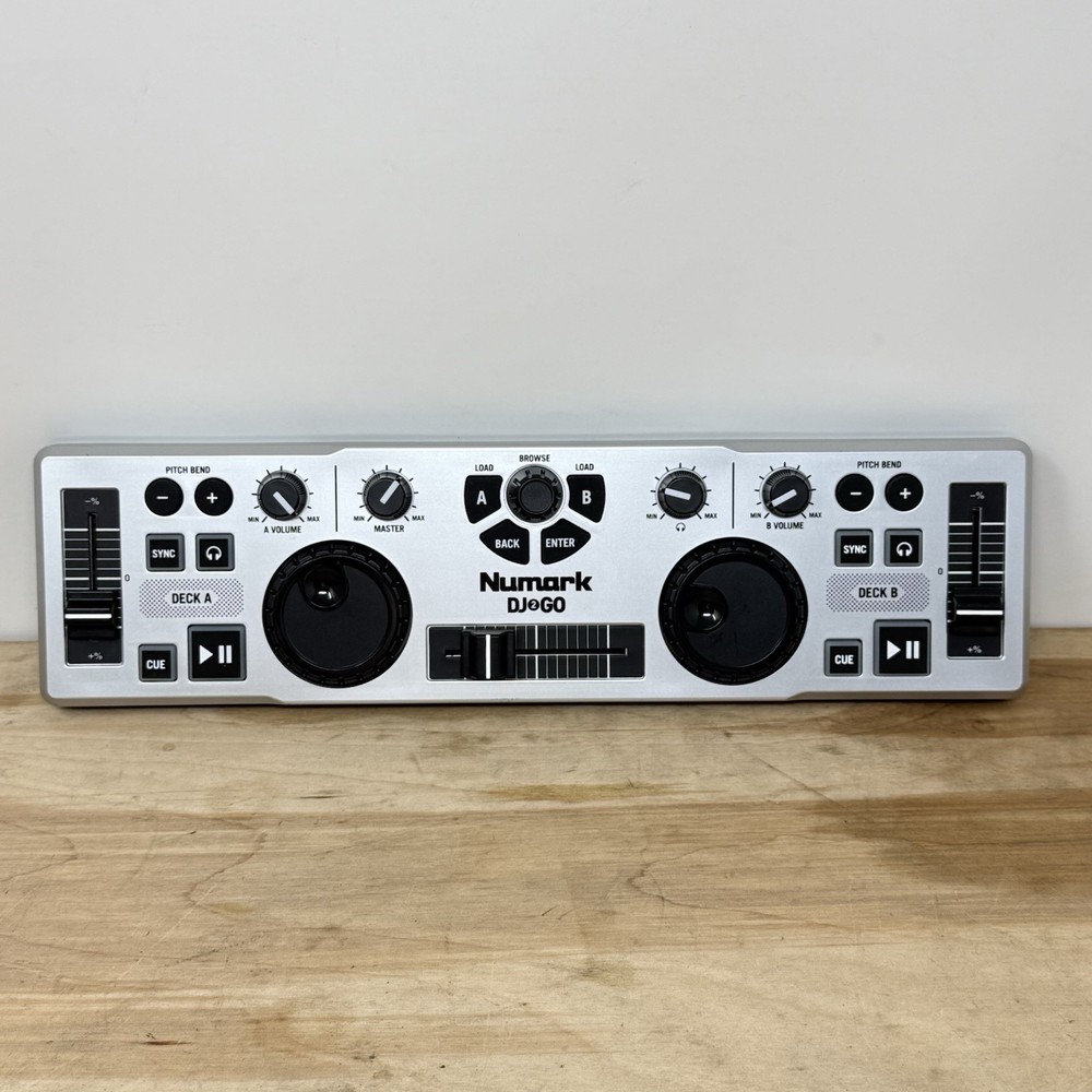 Numark DJ2GO Ultra Portable MIDI Capable Silver DJ Controller USB for Mac/PC