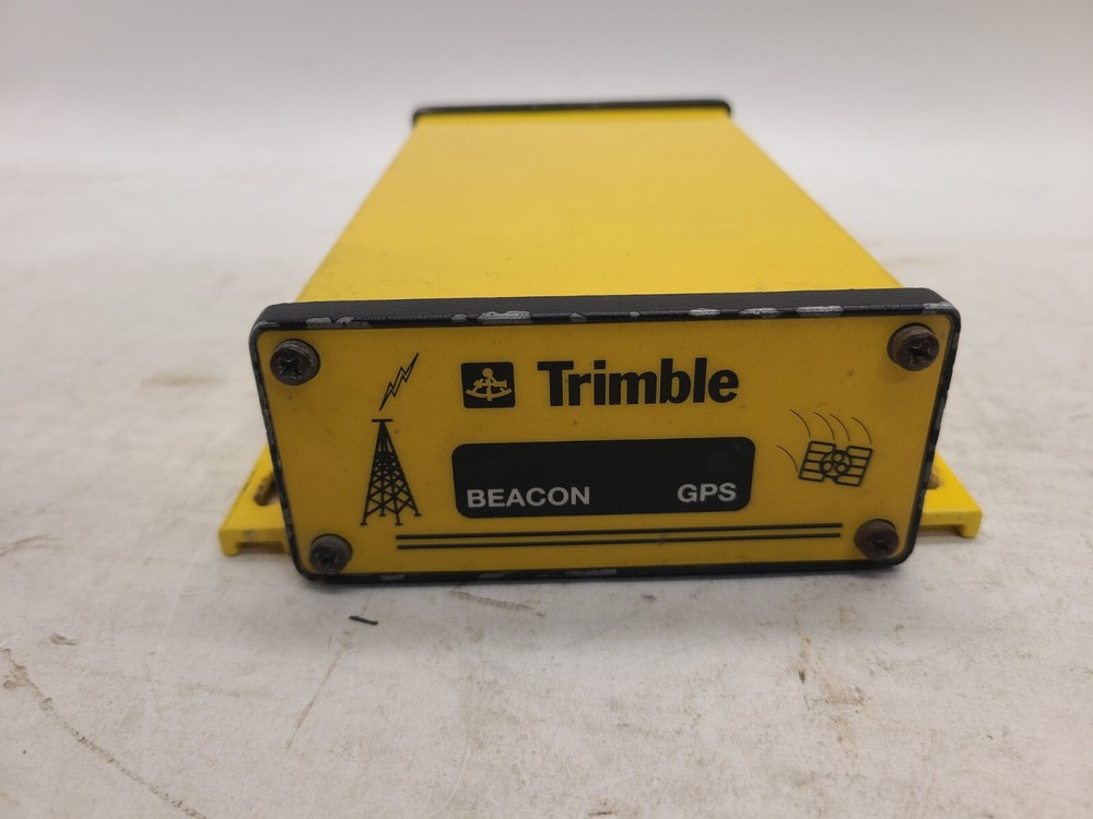 Trimble AgGPS122_DGPS GPS Navigation Receiver_29654-53_(D) Beacon