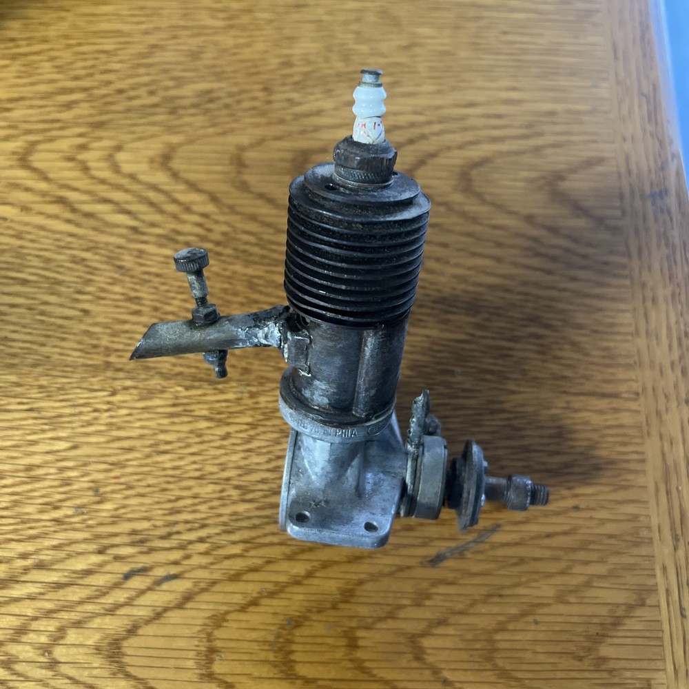 Vintage Brown Jr  Engine