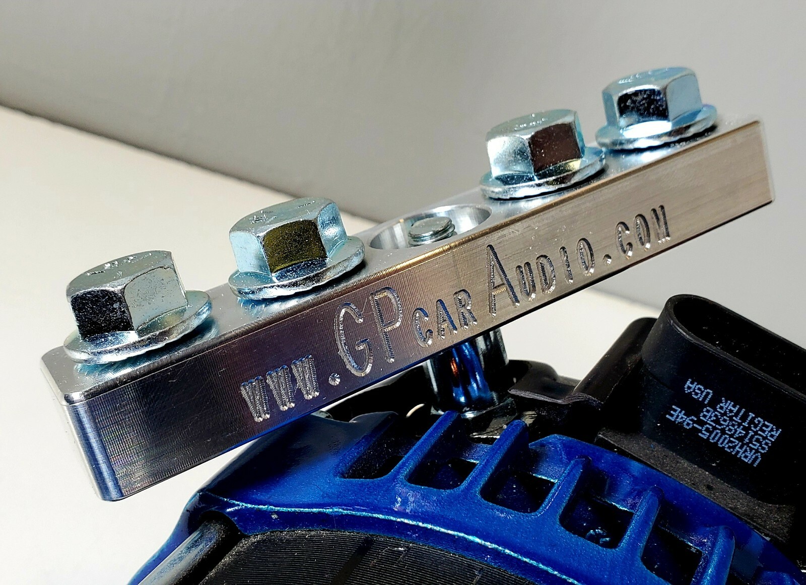 GP Audio 4 Spot Alternator Distribution Block 1/0 2/0 lug Battery Terminal input