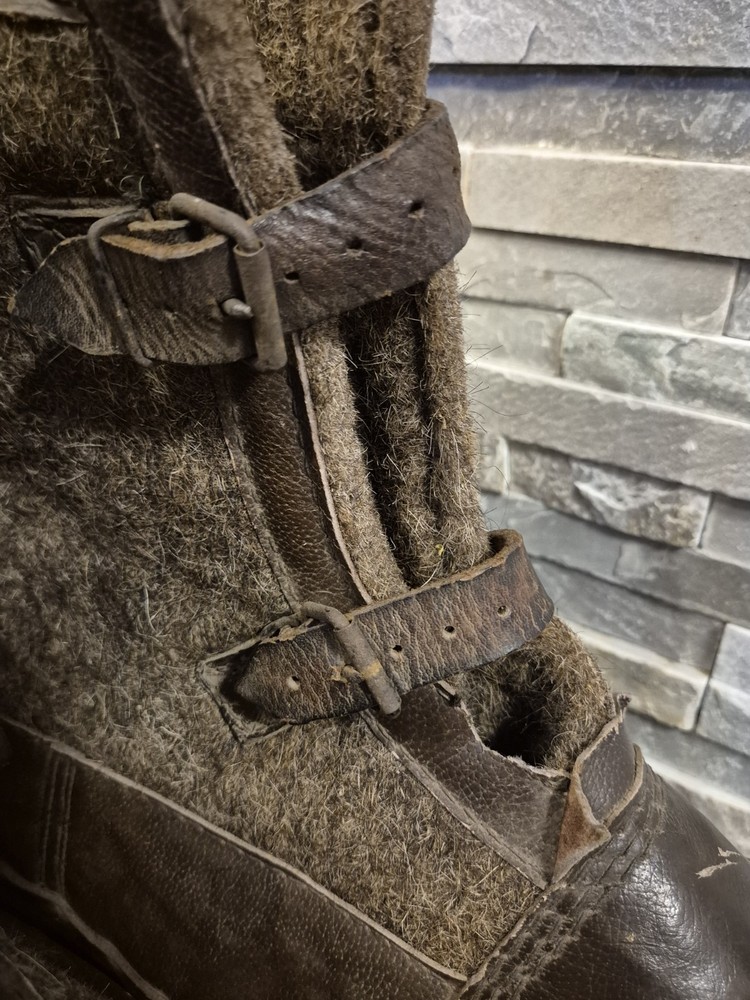 WW2 German Army Winter Sentry Boots, both maker label 1943 made, nice