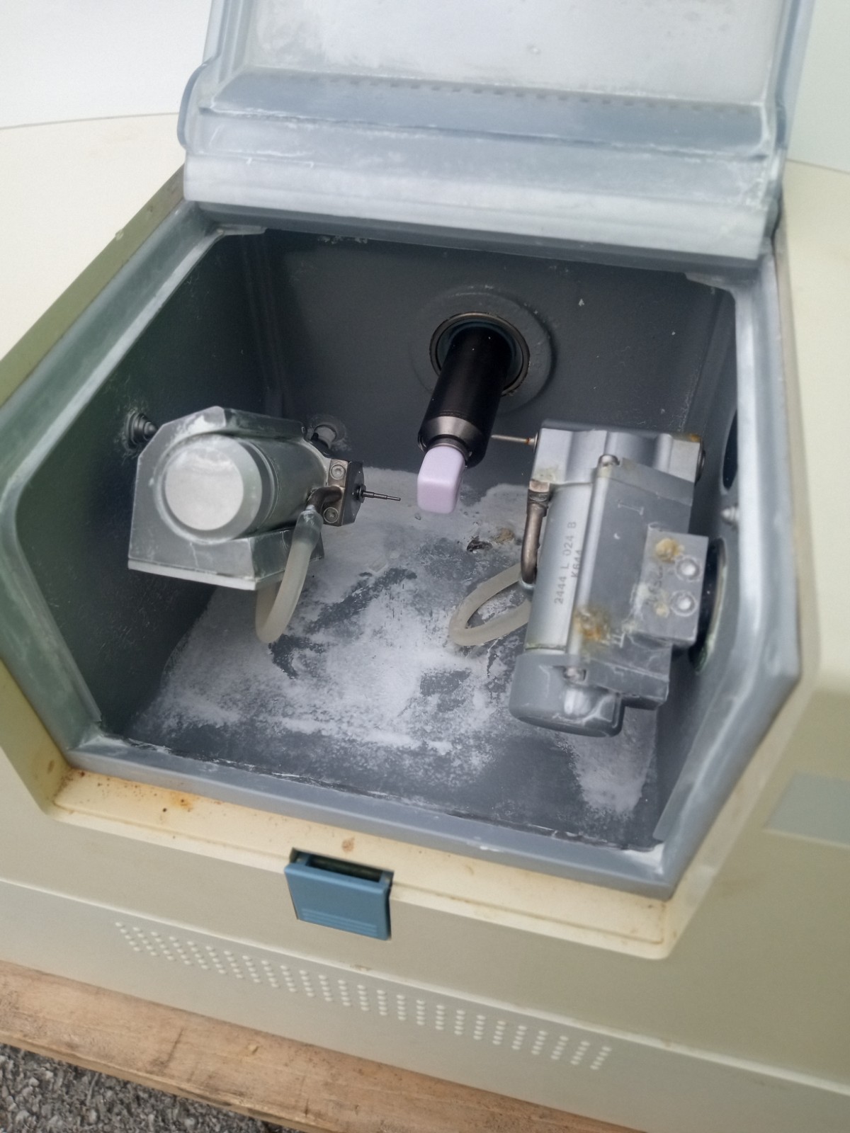 Sirona CEREC 3 Milling Machine