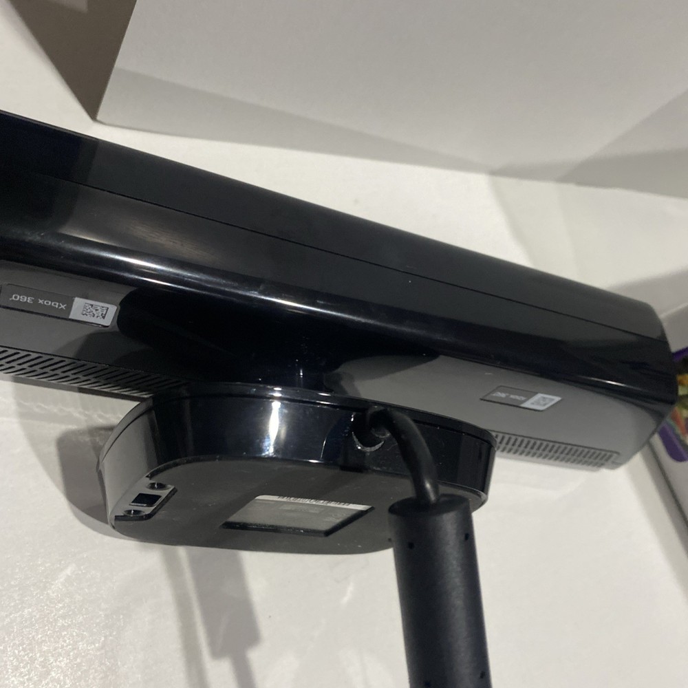 Microsoft Xbox 360 Kinect Motion Sensor Bundle, Tested And Working
