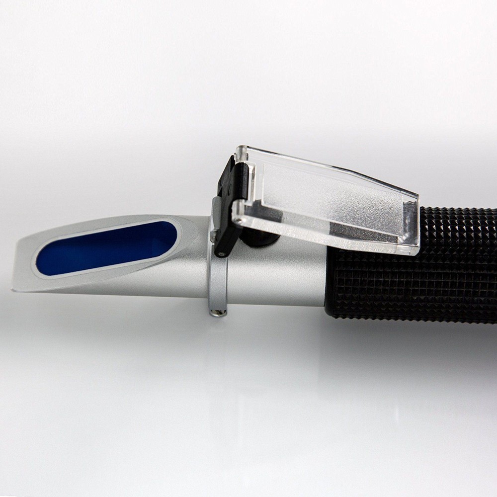 Refractometer Automatic Temperature Compensation (0-32 Brix) Triple Scale