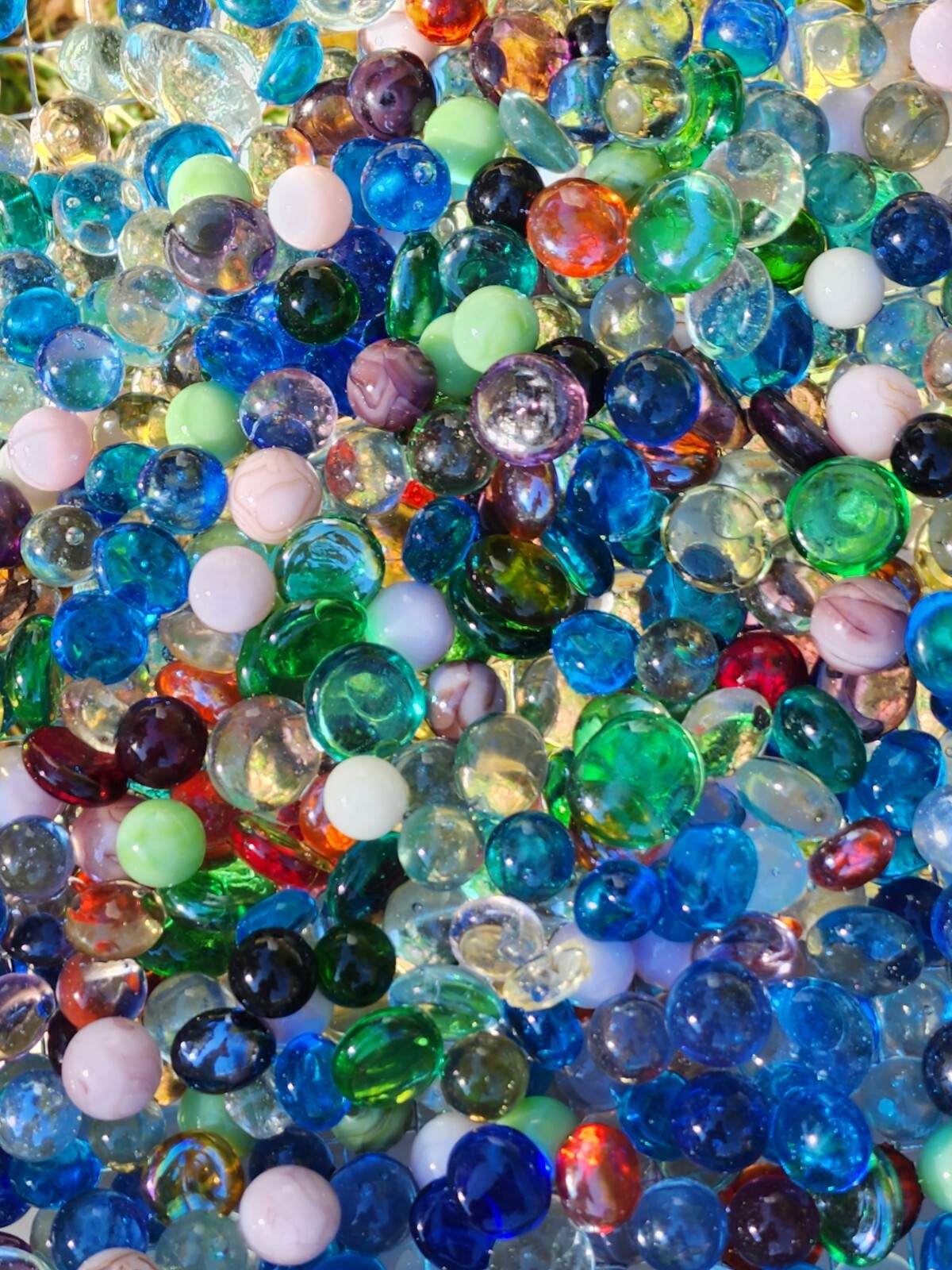 4 LBS MIXED MARBLES, FLAT GLASS MARBLES GEMS, VASE FILLERS, MOSAIC $19.99 PPD