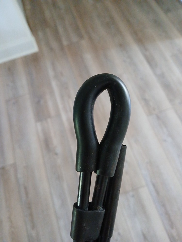 Lightweight Foldable Shock Corded folding shooting Stick