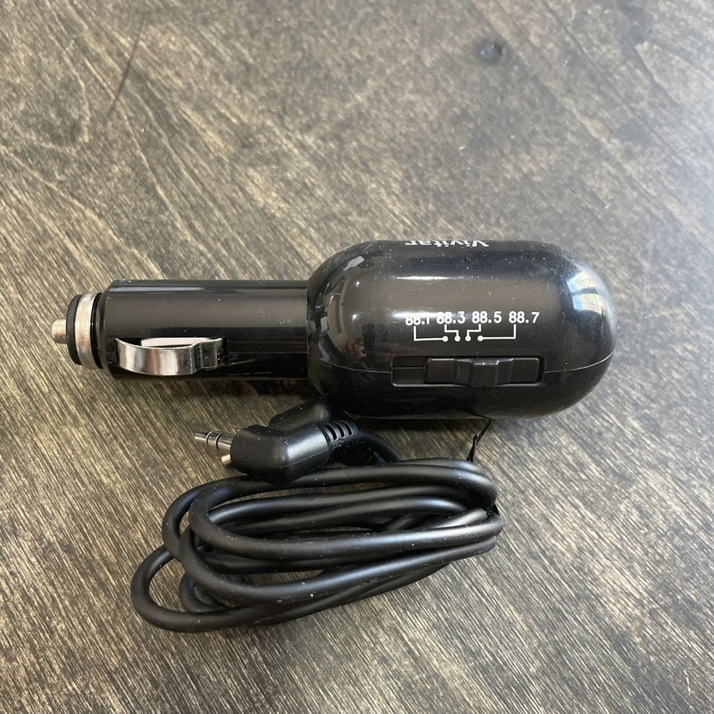 Vivitar FM Transmitter USB Car Charger