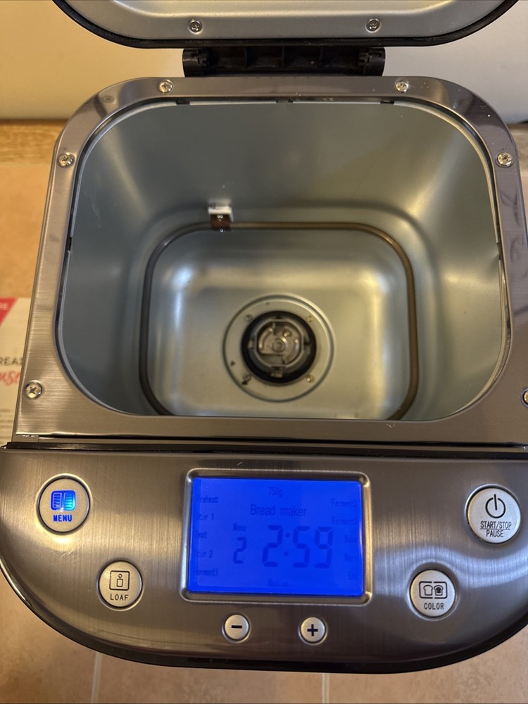 Frigidaire EBRM100 2LB Stainless Steel Bread Maker 15 Programs LCD Display