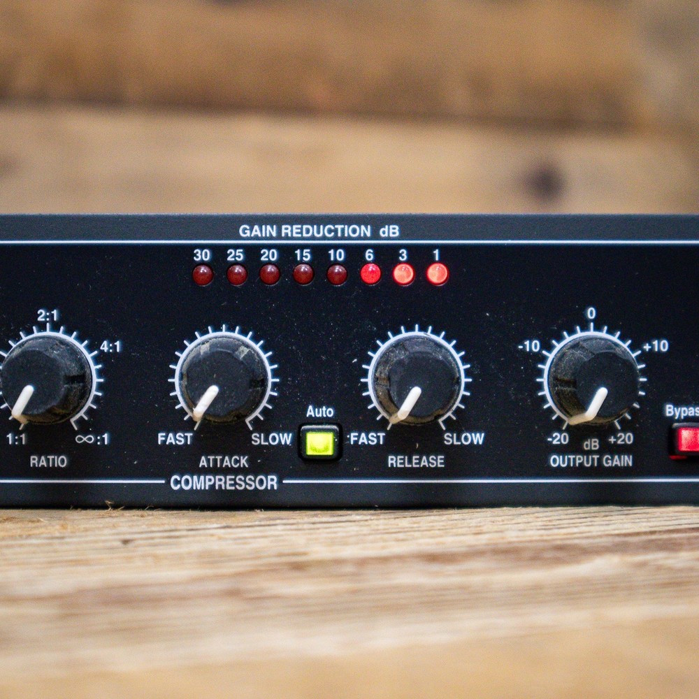 DBX 266XL Stereo Compressor/Limiter 2-Channel Dynamics with Issue U279746