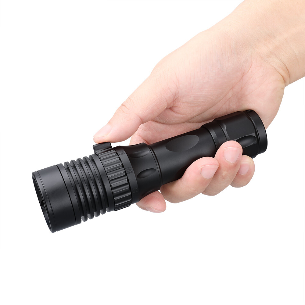 TrustFire DF007 3350LM Powerful led Diving Light - 100m Waterproof, 300m Range