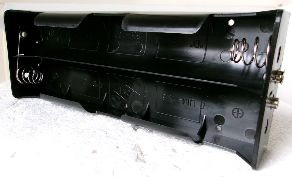 6 D cell battery holder 9 volt Snap 9 volt out put