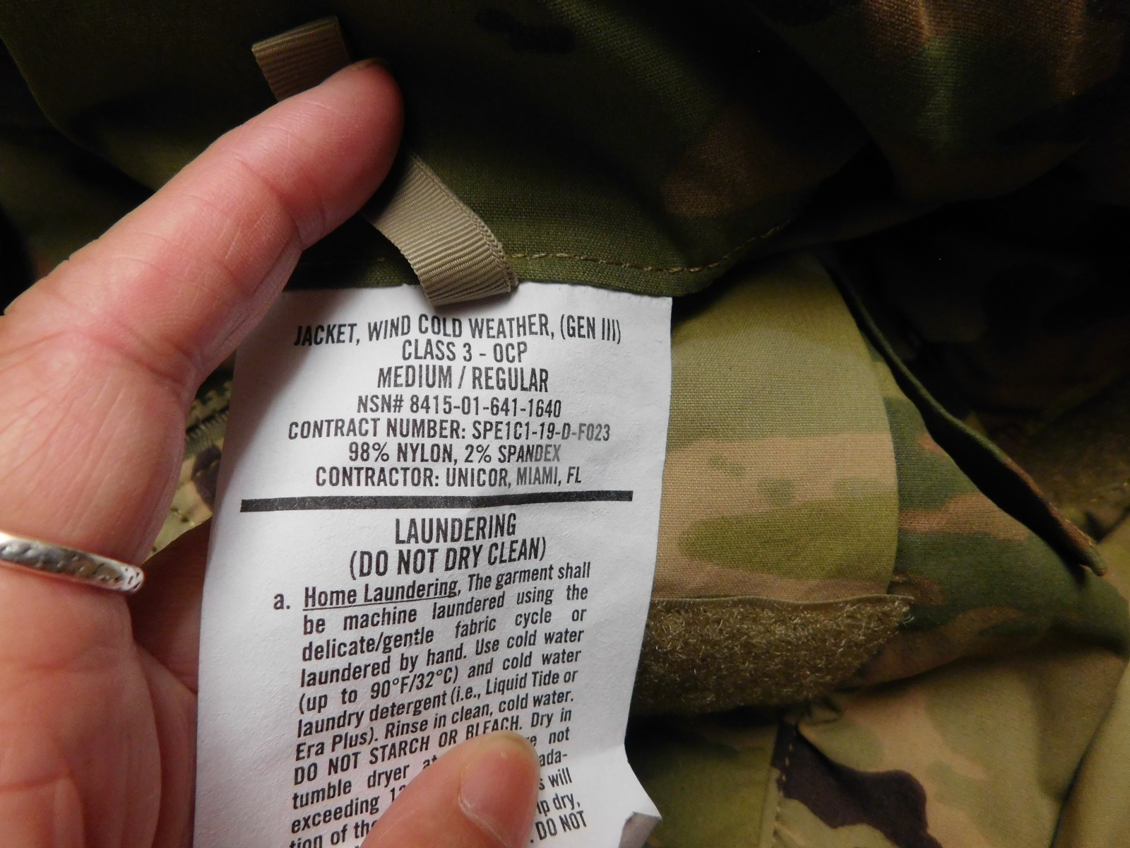 US ARMY OCP G III CLASS 3 WIND COLD WEATHER JACKET SIZE MEDIUM - REGULAR NEW