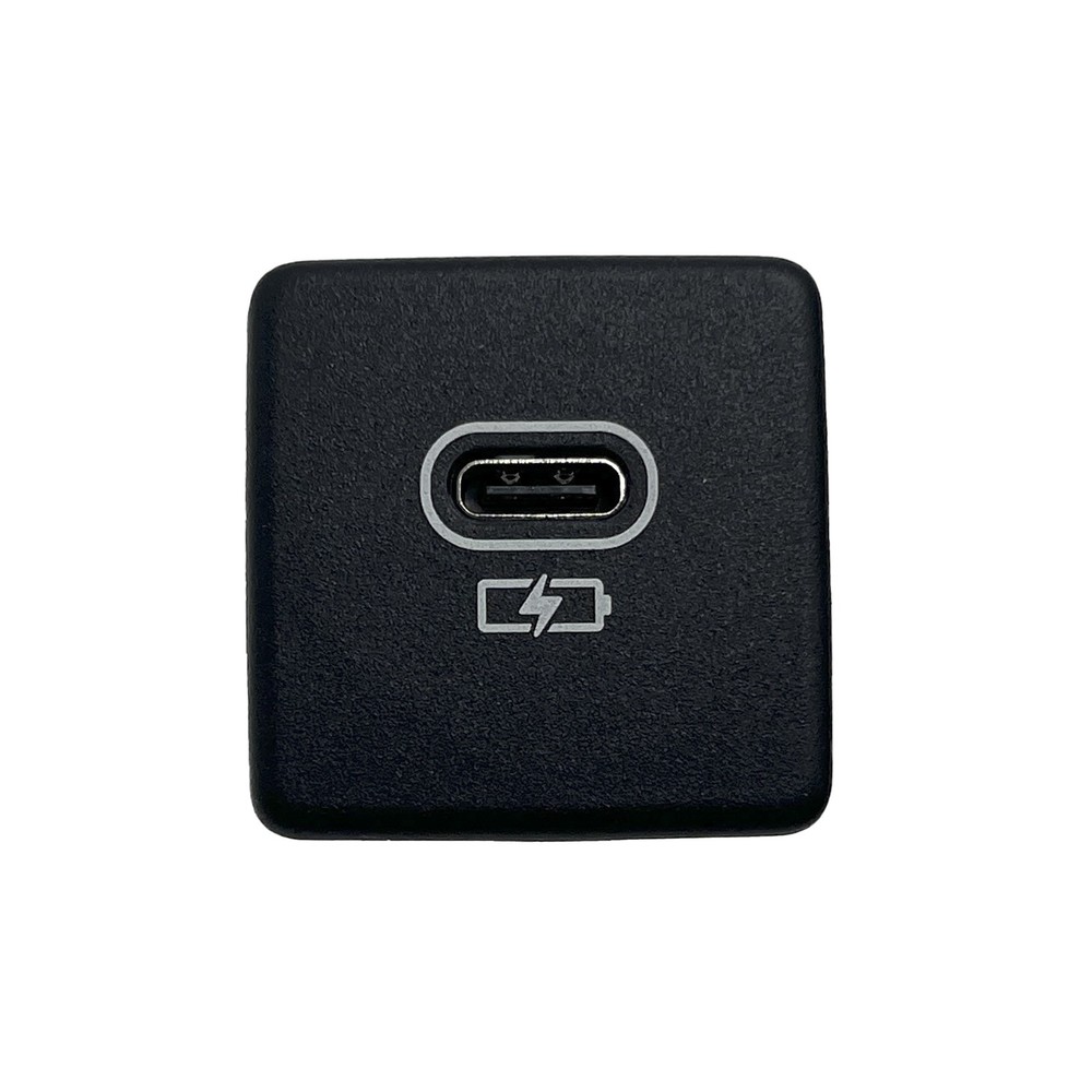 USB-C Socket LR150198 for Land Rover