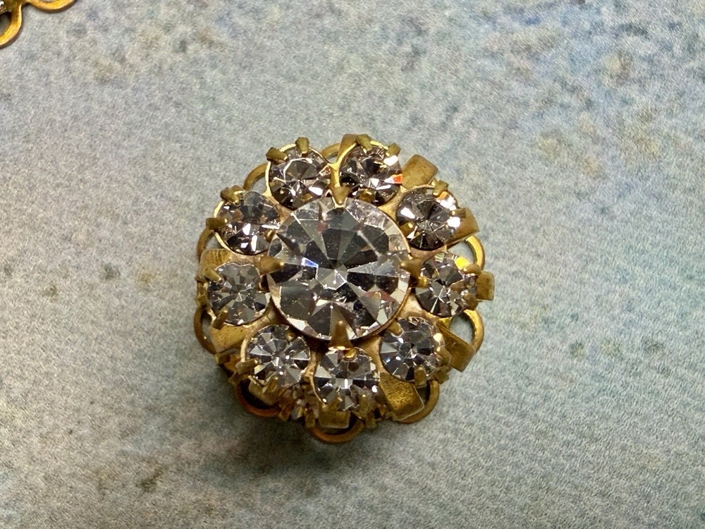 7 Exquisite Swarovski Components